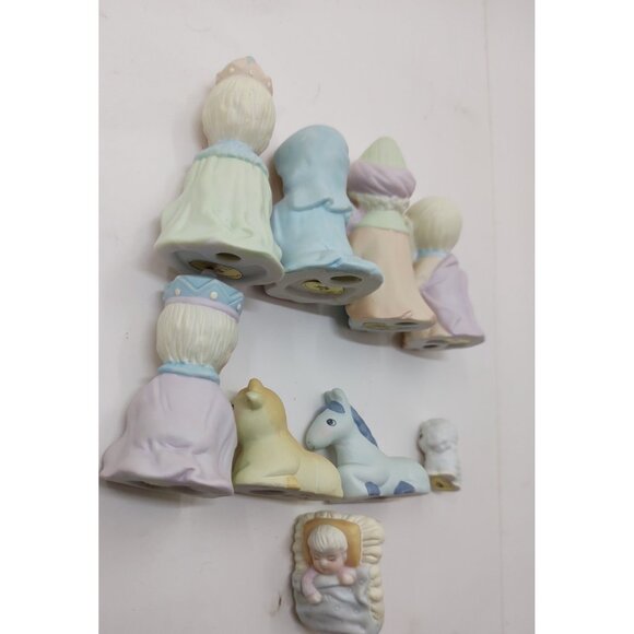 Lot of 9 Russ Berrie Bisque Mini Figurines Vintage Figurine Set Collectible - Picture 5 of 15